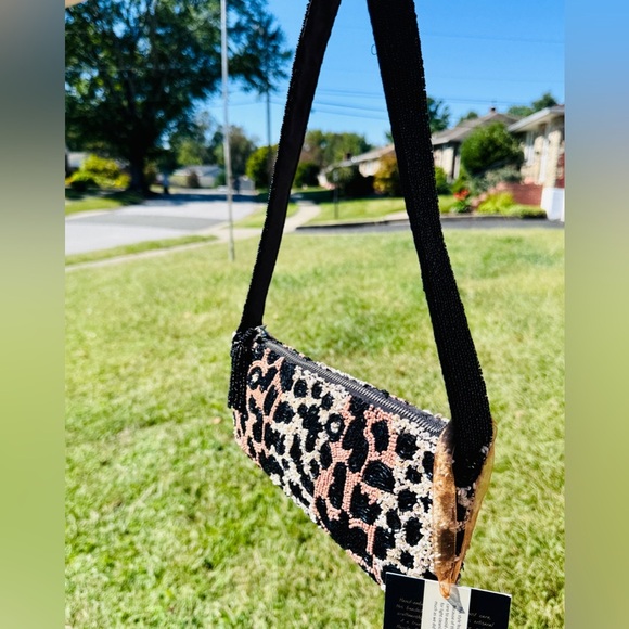 Viral Beaded Leopard Shoulder Bag – Glam Statement Purse - Picture 5 of 12